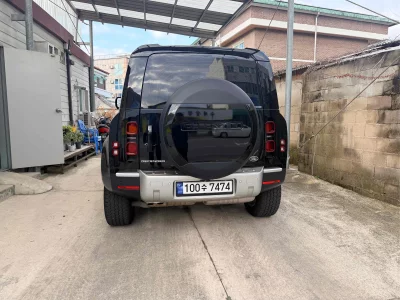 Land Rover DEFENDER