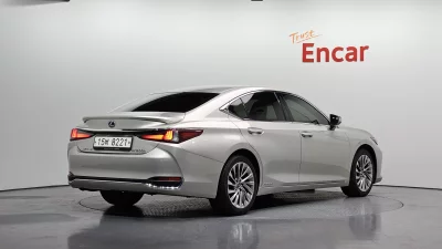 Lexus ES300h