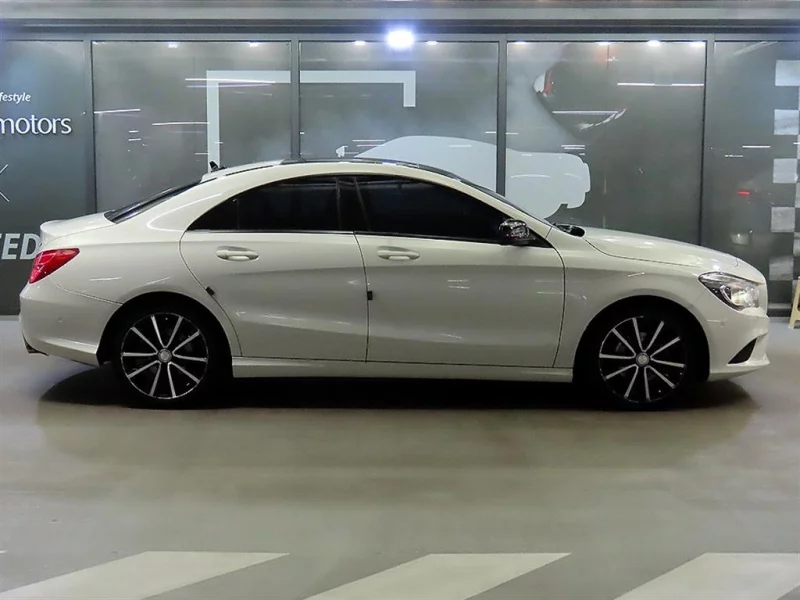 Mercedes-Benz CLA-Class
