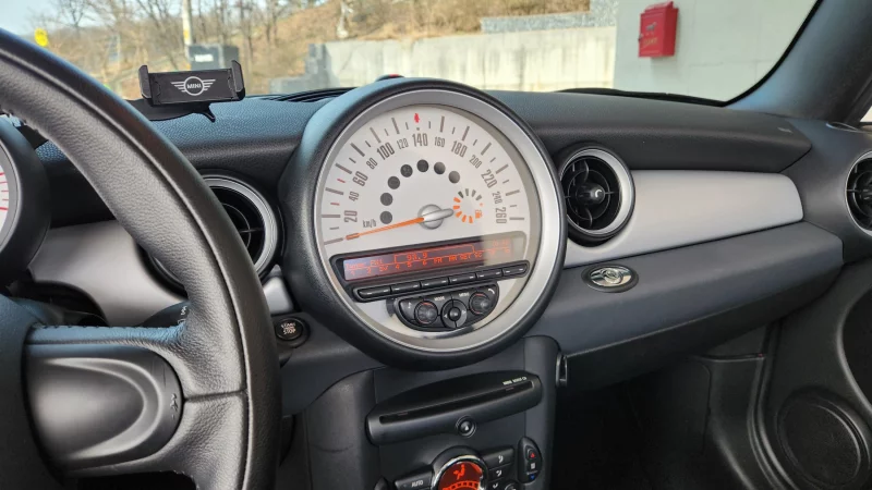 MINI Cooper Convertible