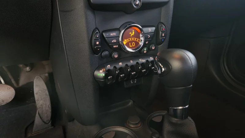 MINI Cooper Convertible