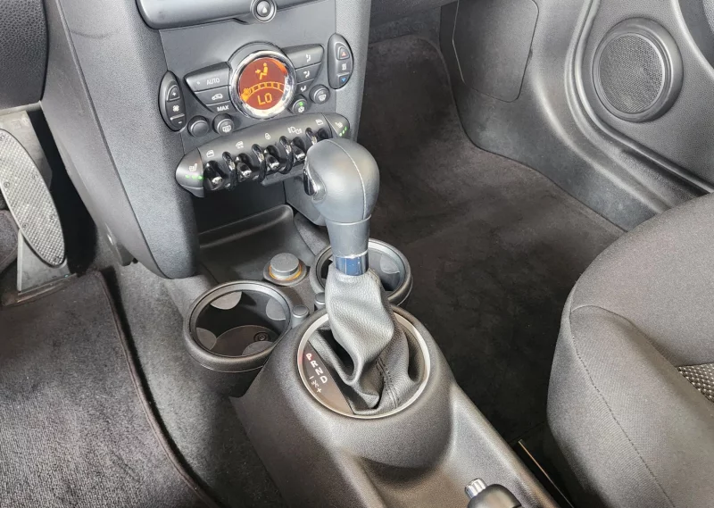 MINI Cooper Convertible