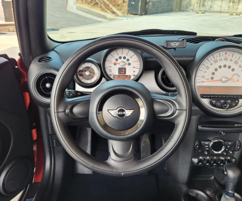 MINI Cooper Convertible