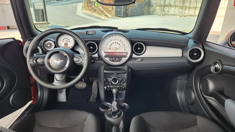 MINI Cooper Convertible