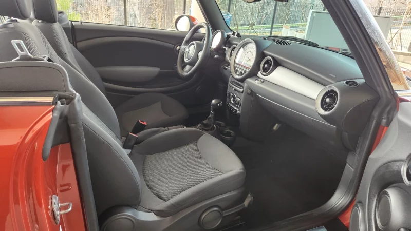 MINI Cooper Convertible