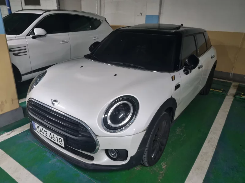 MINI Clubman