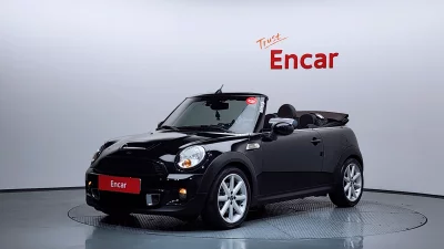 MINI Cooper Convertible