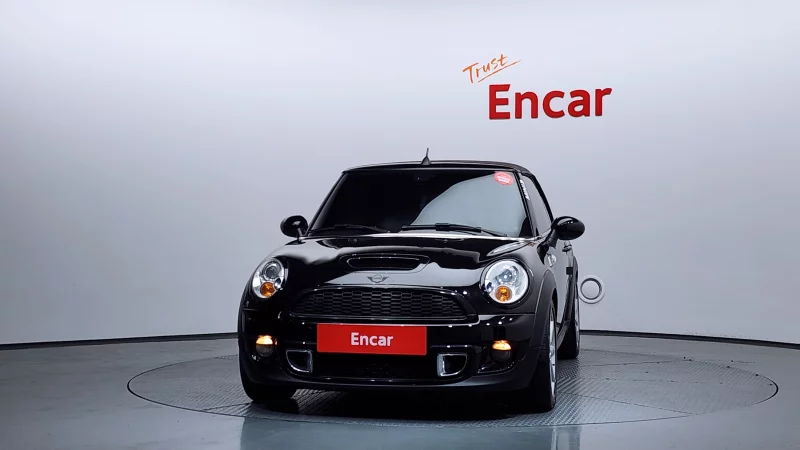 MINI Cooper Convertible