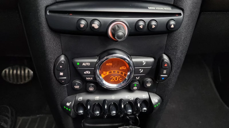 MINI Cooper Convertible