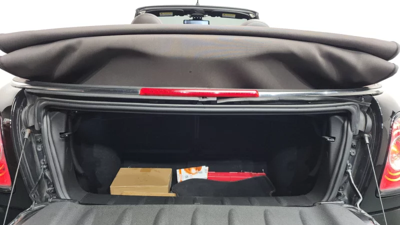 MINI Cooper Convertible