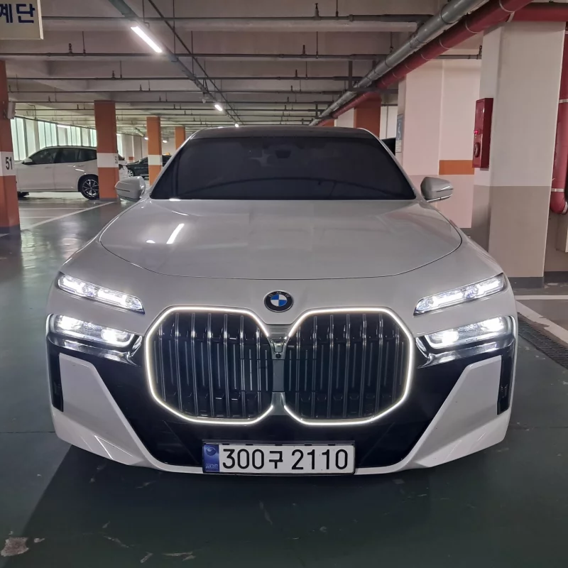 BMW 7-Series