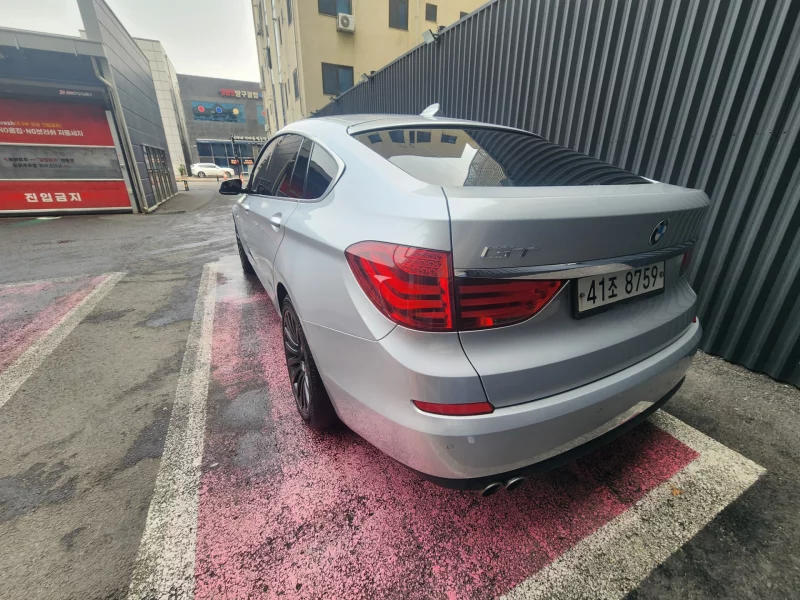 BMW 5-Series Gran Turismo