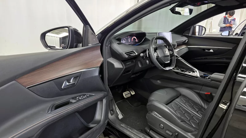Peugeot 5008