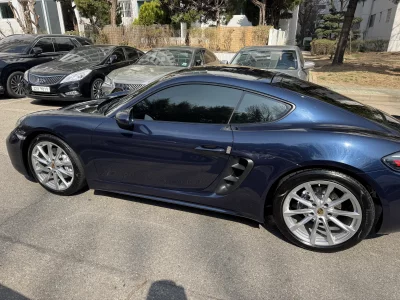 Porsche CAYMAN
