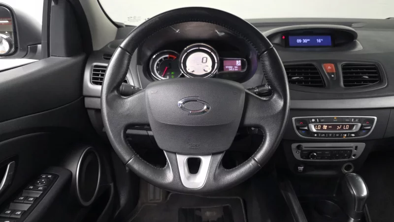 Renault SM3