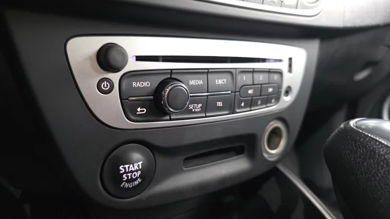 Renault SM3