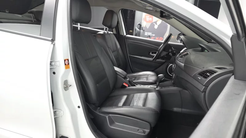Renault SM3