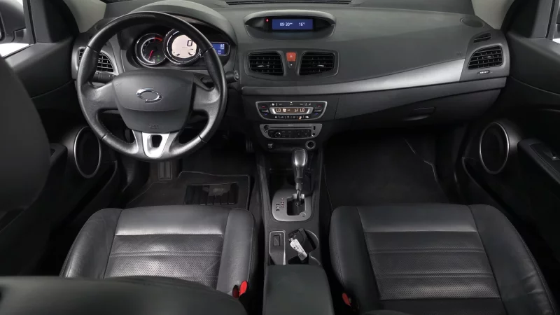 Renault SM3