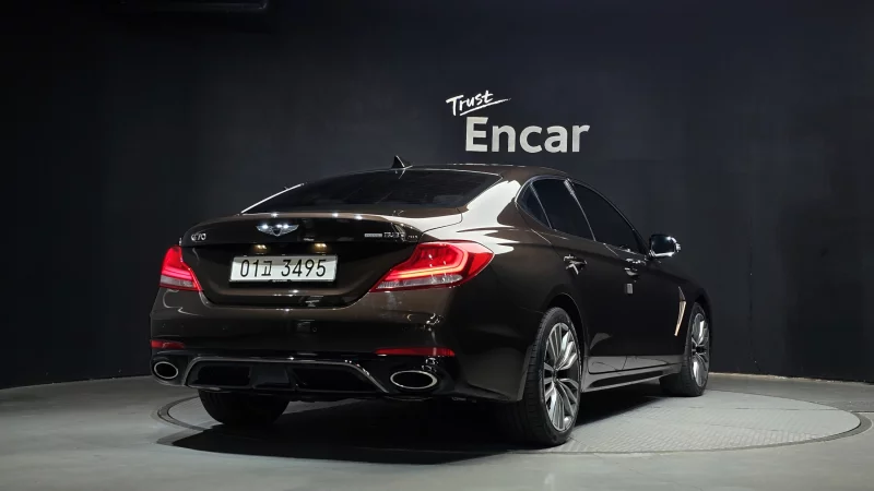 Genesis G70