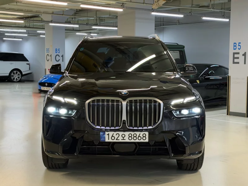 BMW X7
