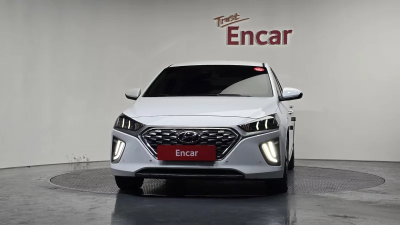 Hyundai Ioniq