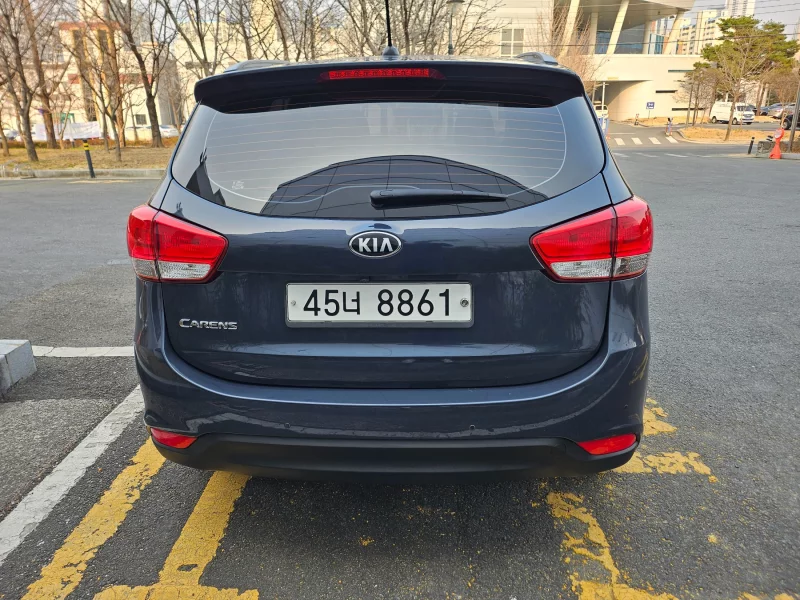 Kia Carens