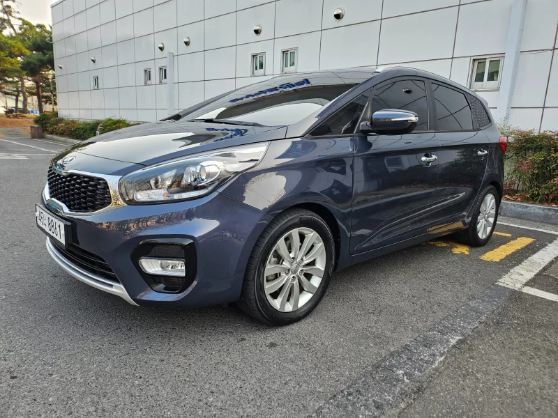 Kia Carens