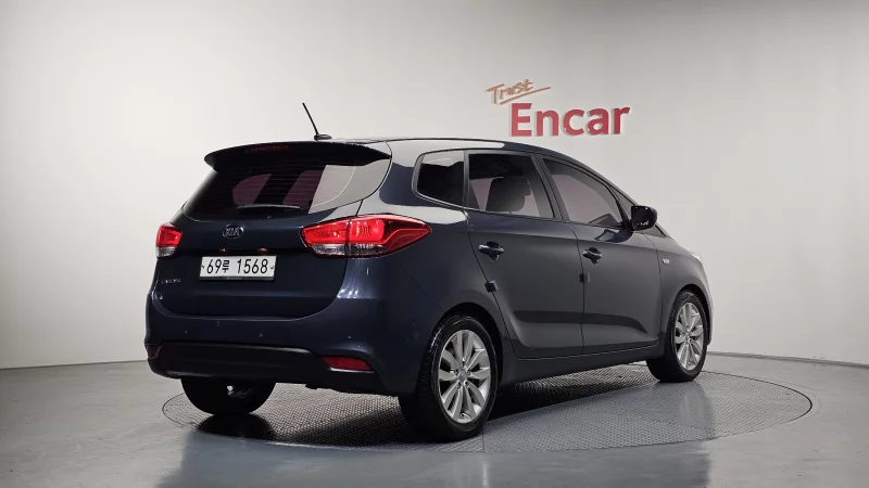 Kia Carens