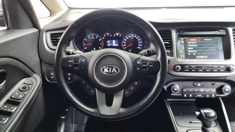 Kia Carens
