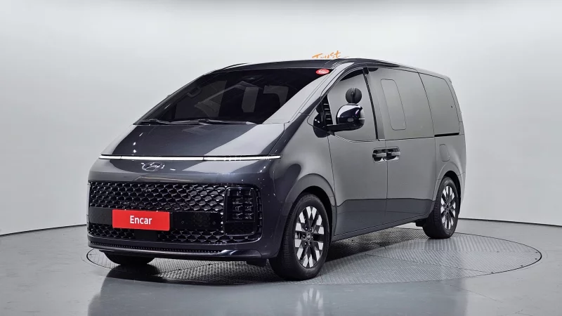 Hyundai Staria