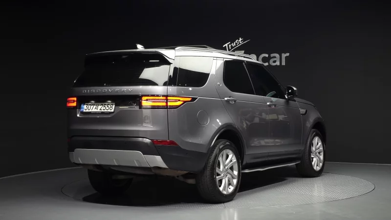 Land Rover DISCOVERY