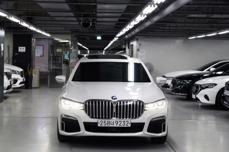 BMW 7-Series