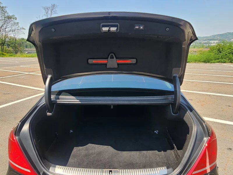 Genesis EQ900