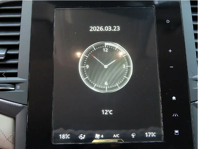 Renault SM6
