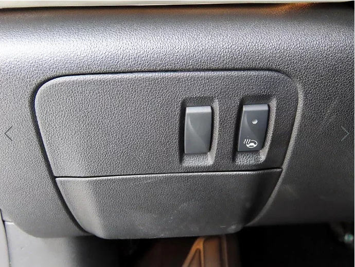 Renault SM6
