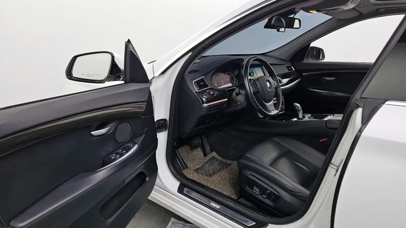 BMW 5-Series Gran Turismo