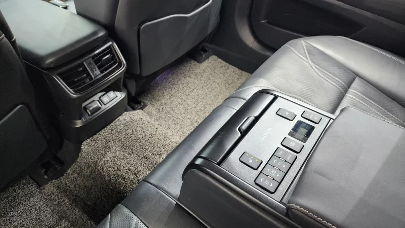 Lexus ES300h