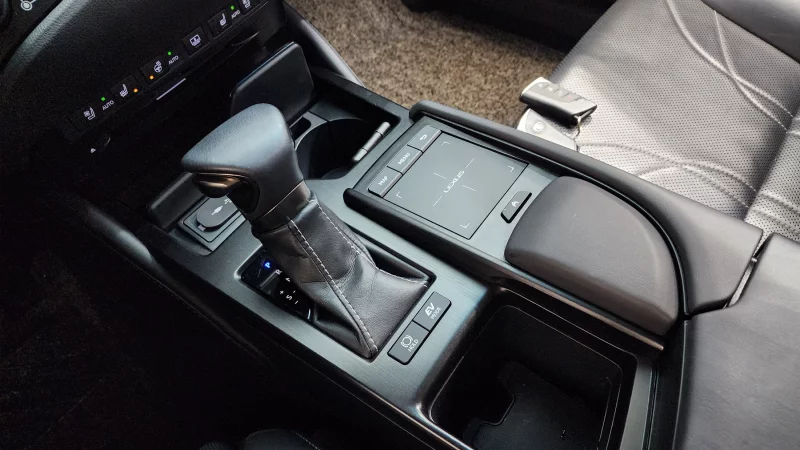 Lexus ES300h