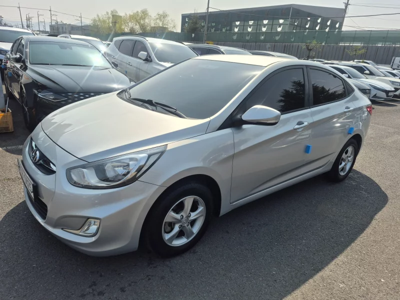 Hyundai Accent