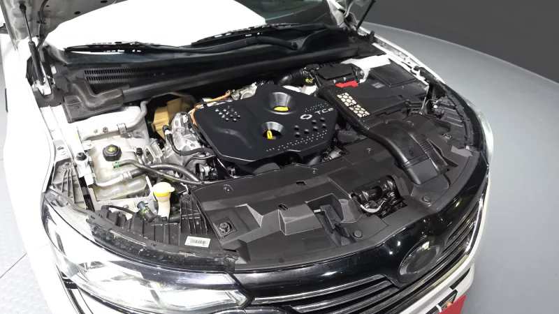 Renault SM6