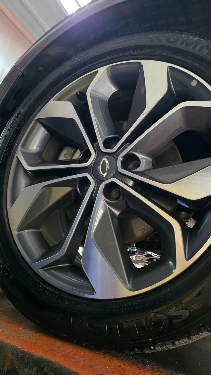 Renault SM6