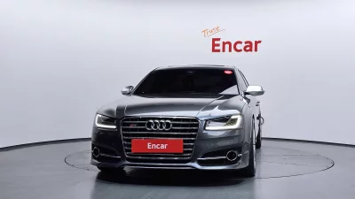 Audi S8