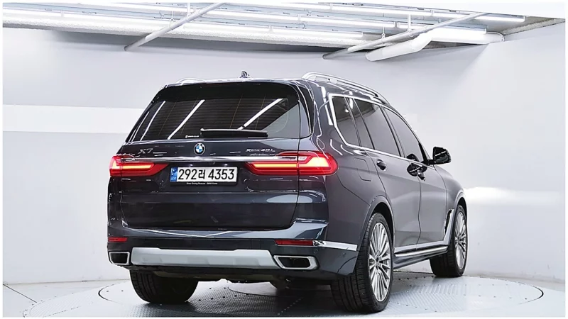 BMW X7