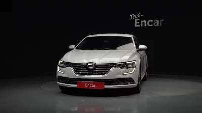 Renault SM6