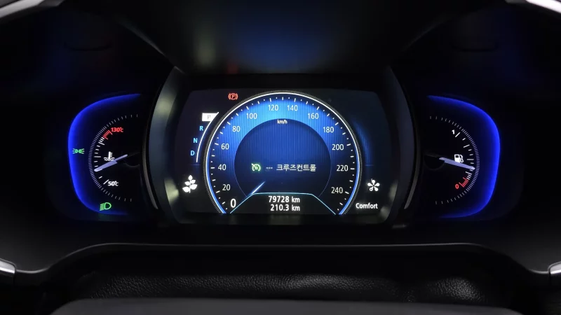 Renault SM6