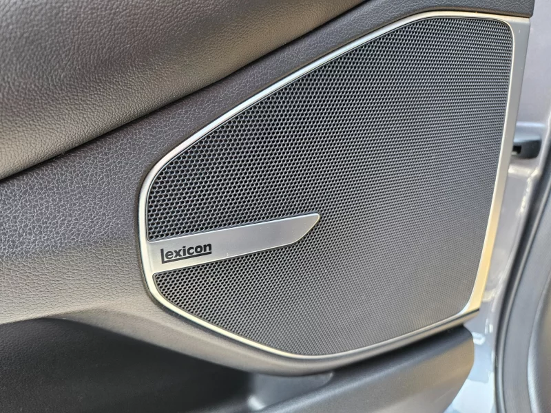 Genesis EQ900