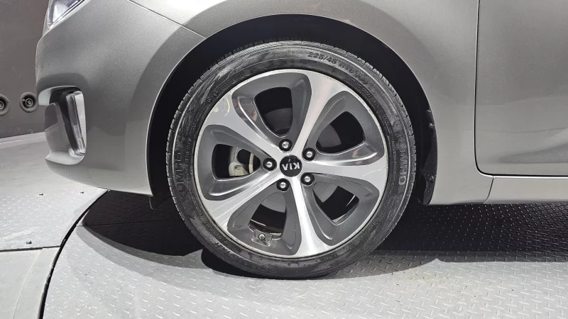 Kia Carens