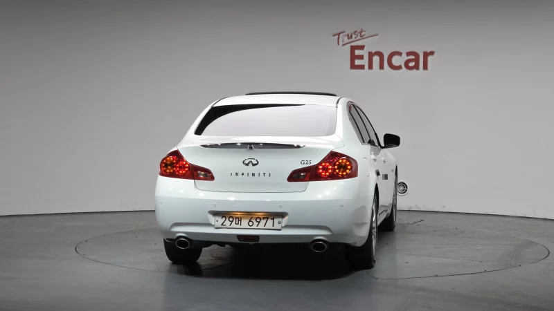 Infiniti G25
