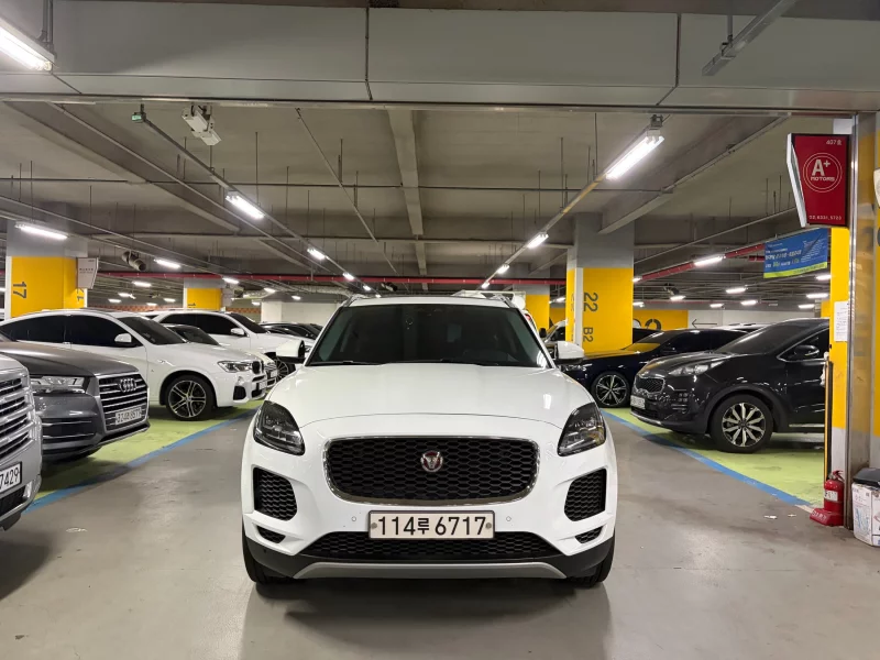 Jaguar E-PACE