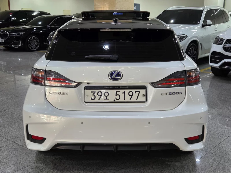 Lexus CT200h